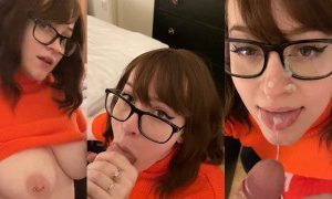 amadani-Jinkies-Blowjob-in-meinem-Velma-Cosplay.jpg