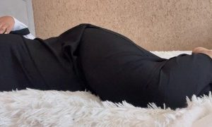 Lux-Eva-Morokkanische-MILF-fingert-Muschi.jpg